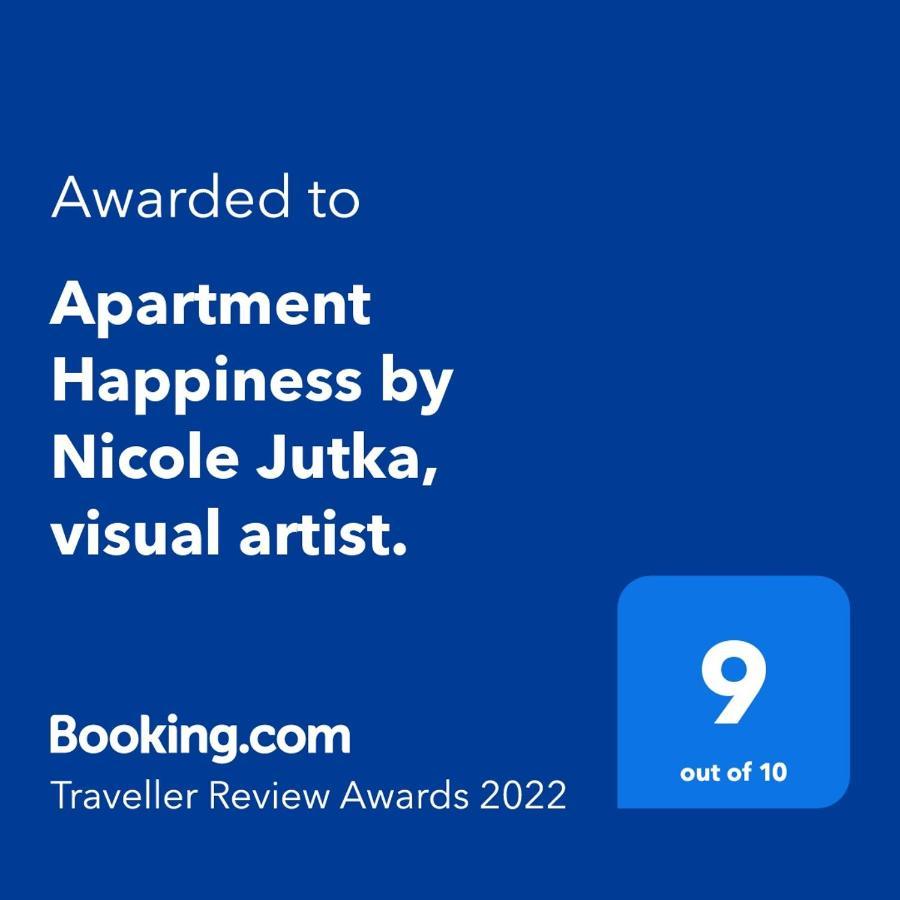 Apartment Happiness By Nicole Jutka, Visual Artist Olimp Eksteriør bilde
